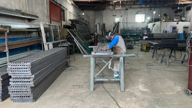 fwc—estruturas metalicas serralheria
