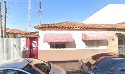 larissa-ivers-manicure-e-pedicure