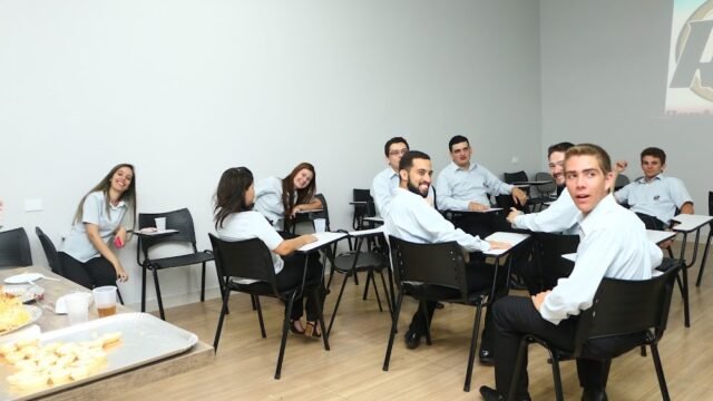 r-e-contabilidade-grupo-r-e